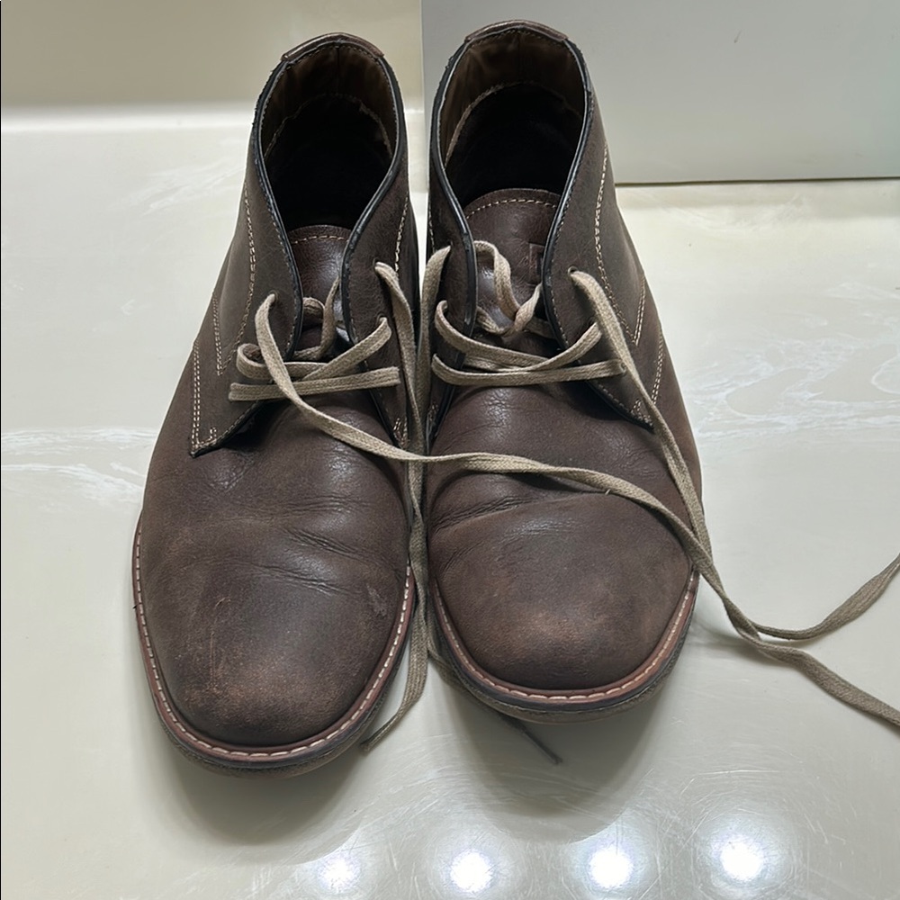 Chaps Brown Chukka Boots with Suede Finish